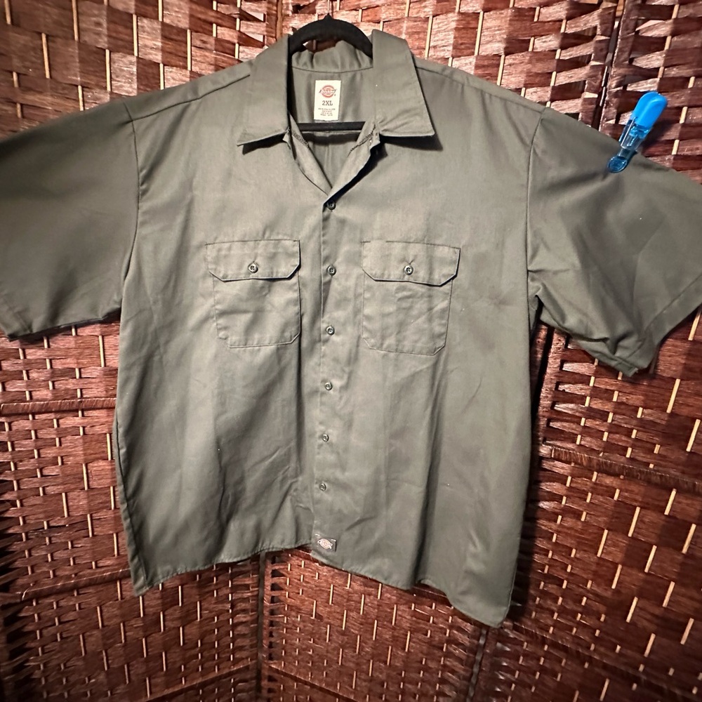 Dickies Men's Olive Green Button Down Workwear Shirt